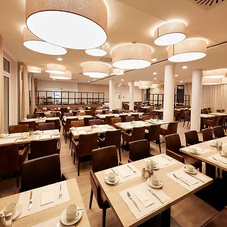 Ghotel & Living Hotel 4*