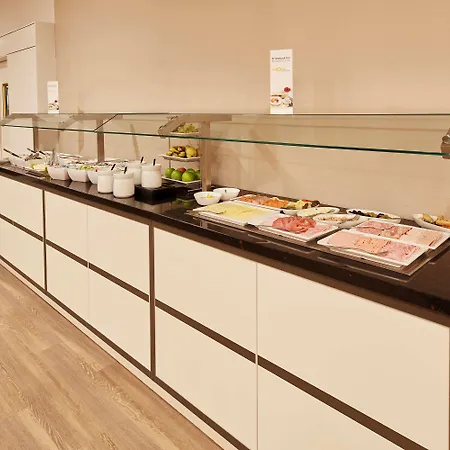 Ghotel & Living 4*