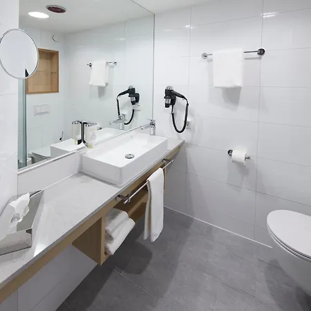 Ghotel & Living 4*