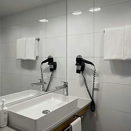 Four Points Flex By Sheraton Ξενοδοχείο Γκέτινγκεν