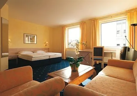 Hotel Ghotel & Living 4*