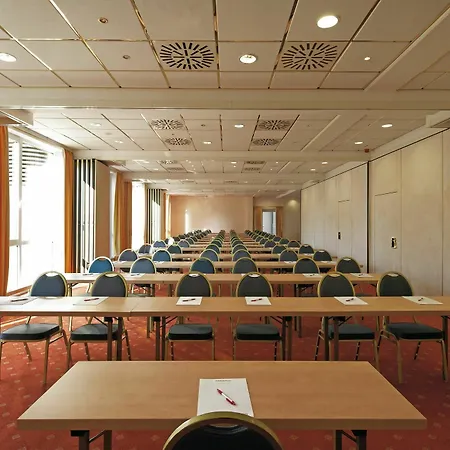 فندق Four Points Flex By Sheraton غوتنغن